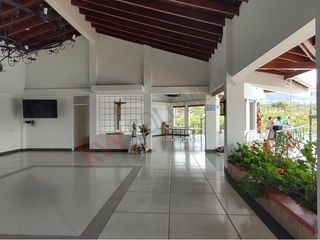 Foto 6 de Moderna Casa Campestre en Venta (condominio) - Silvania- Cundinamarca
