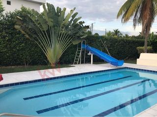 Foto 1 de Para Venta Casa Campestre en Condominio en Ricaurte Cundinamarca-7510
