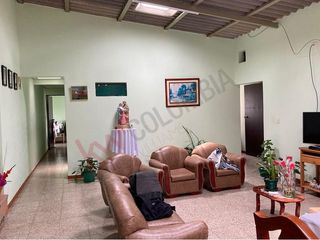 Foto 4 de CASA COMERCIAL EN VENTA