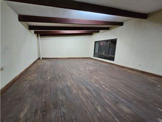 Foto 4 de LOCAL EN ALQUILER