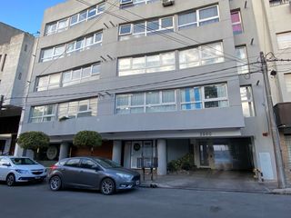 Foto 19 de Departamento de 3 ambientes con cochera en zona Guemes