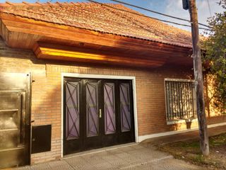 Foto 4 de Casa en venta - 3 Dormitorios 2 Baños - 283Mts2 - La Plata [FINANCIADO]