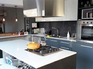 Foto 9 de Casa en venta - 3 dormitorios 3 baños 2 cocheras - 220mts2 - Los Talas