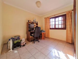 Foto 12 de Casa en venta - 3 Dormitorios 2 Baños - 660Mts2 - Manuel B. Gonnet