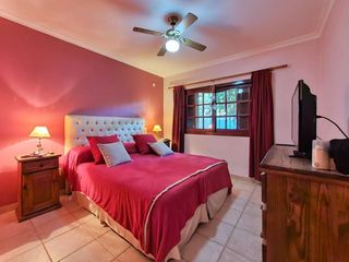 Foto 9 de Casa en venta - 3 Dormitorios 2 Baños - 660Mts2 - Manuel B. Gonnet