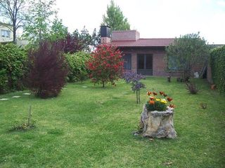 Foto 3 de Casa en venta - 3 Dormitorios 2 Baños - 660Mts2 - Manuel B. Gonnet