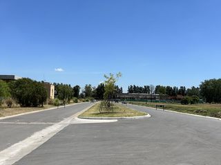 Foto 4 de Lote a pulmón verde en venta - Barrio Santa Inés, Canning