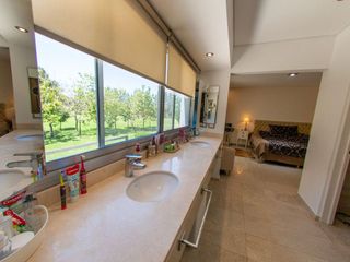 Foto 27 de Casa en venta - 4 dormitorios 3 baños - 276mts2 - Haras del Sur II, La Plata [FINANCIADA]