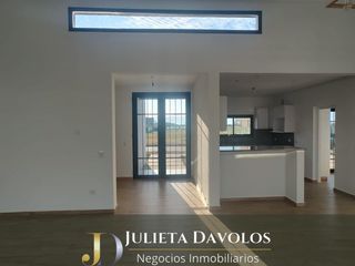 Foto 5 de Casa en  Venta 5 Ambientes Puertos del lago Barrio Riberas-Escobar-Maschwitz