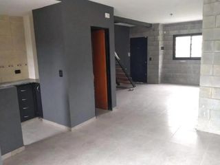 Foto 13 de Dúplex en venta - 2 dormitorios 2 baños - 82 mts2 - Villa Elvira, La Plata [FINANCIADO]