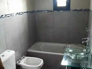 Foto 8 de Dúplex en venta - 2 dormitorios 2 baños - 82 mts2 - Villa Elvira, La Plata [FINANCIADO]