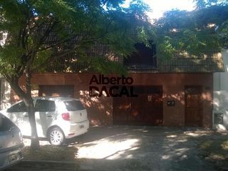 Foto 1 de PH - La Plata