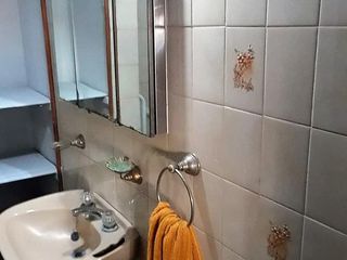 Foto 11 de Casa en venta - 3 dormitorios 2 baños - Cocheras - 130 mts2 - Los Hornos, La Plata