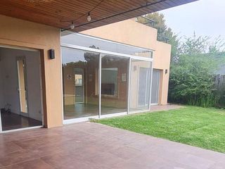 Foto 29 de Casa en VENTA San Isidro Labrador - 5 ambientes con dependencia de servicio