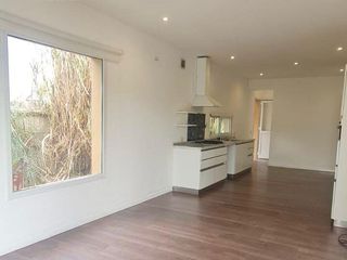 Foto 8 de Casa en VENTA San Isidro Labrador - 5 ambientes con dependencia de servicio