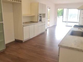 Foto 28 de Casa en VENTA San Isidro Labrador - 5 ambientes con dependencia de servicio