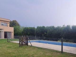Foto 25 de Casa en VENTA San Isidro Labrador - 5 ambientes con dependencia de servicio