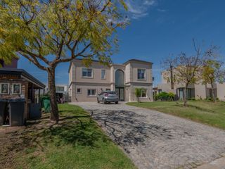 Foto 38 de Casa en venta en el Barrio Vistas, Puertos / Escobar