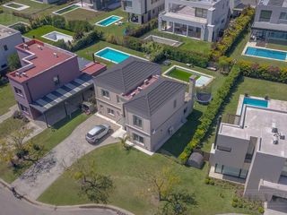 Foto 35 de Casa en venta en el Barrio Vistas, Puertos / Escobar