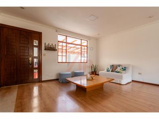 Foto 6 de HERMOSO DEPARTAMENTO AMOBLADO EN RENTA CHALLUABAMBA CUENCA