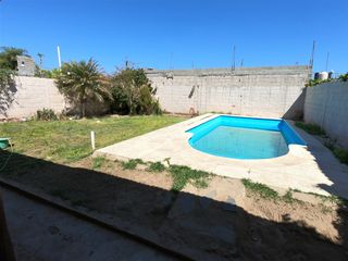 Foto 4 de CASA DE 3 DORMITORIOS, PATIO, PILETA Y COCHERA