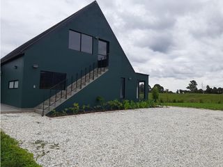 Foto 1 de Casa Campestre para Arriendo en La Ceja