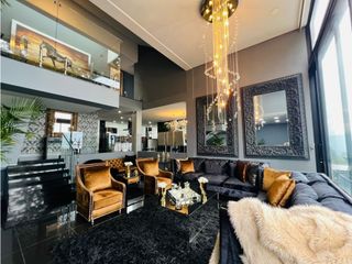 Foto 1 de Casa Exclusiva Amoblada en Las Palmas