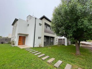 Foto 1 de Casa en Venta, Las Acacias