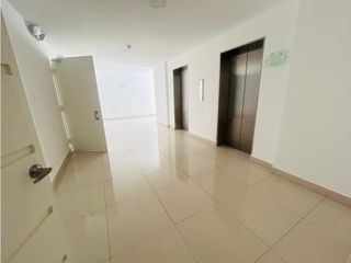 Foto 6 de Jipijapa, Local Comercial en Renta, 1400m2, 2 Ambiente