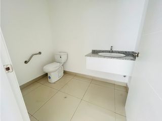 Foto 28 de Jipijapa, Local Comercial en Renta, 1400m2, 2 Ambiente