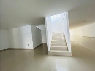 Foto 14 de Jipijapa, Local Comercial en Renta, 1400m2, 2 Ambiente