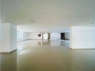 Foto 13 de Jipijapa, Local Comercial en Renta, 1400m2, 2 Ambiente