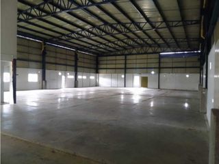 Foto 1 de BODEGA EN ARRIENDO PARQUE INDUSTRIAL SECTOR CHINCHIN CALDAS