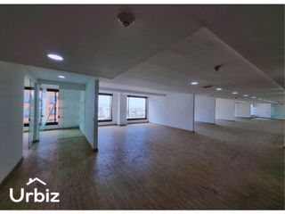 Foto 8 de Oficina de 927 m² en Arriendo en Cll 72 en centro financiero de Bogotá