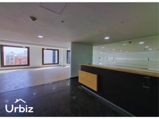 Foto 2 de Oficina de 927 m² en Arriendo en Cll 72 en centro financiero de Bogotá
