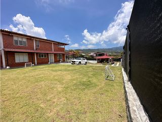 Foto 1 de VENDO CASA CAMPESTRE EN EL QUEREMAL (1.094MT2) - LA SONORA