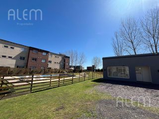 Foto 5 de Departamento de 3 ambientes en Venta en Canning