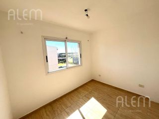 Foto 14 de Departamento de 3 ambientes en Venta en Canning