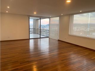 Foto 1 de Quito Tenis, Departamento en Renta, 140m2, 3 Habitaciones