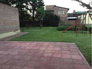 Foto 2 de CASA EN VENTA EN FUNES. ACEPTA DEPTO EN ROSARIO