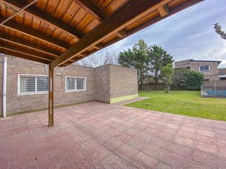 Foto 5 de CASA EN VENTA EN FUNES. ACEPTA DEPTO EN ROSARIO