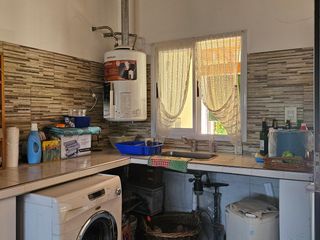 Foto 37 de Casa con pileta cerca del centro de Lobos a la VENTA