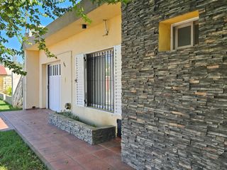 Foto 38 de Casa con pileta cerca del centro de Lobos a la VENTA