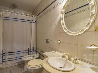 Foto 3 de Casa - Lomas de Zamora Oeste