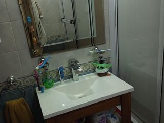 Foto 5 de Casa de 5 ambientes en venta en  Quilmes Oeste