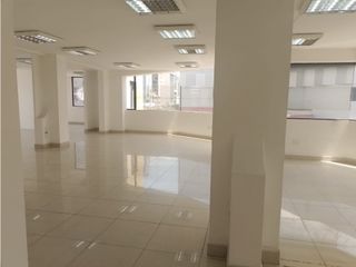 Foto 3 de El Jardín, Oficina en Renta, 300m2, 4 Ambientes