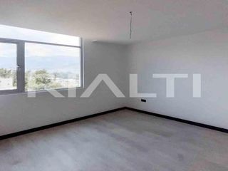 Foto 9 de Departamento  venta en Carcelén