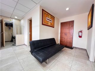 Foto 3 de Rumipamba, Oficina en Renta, 100m2, 4 Ambientes