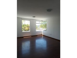 Foto 7 de Cumbayá, Casa en Renta, 230m2, 4 Habitaciones