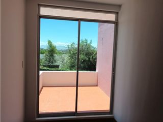 Foto 12 de Cumbayá, Casa en Renta, 230m2, 4 Habitaciones